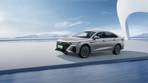 综合油耗1.88L/100km！奇瑞风云A8新车型7.99万元起售